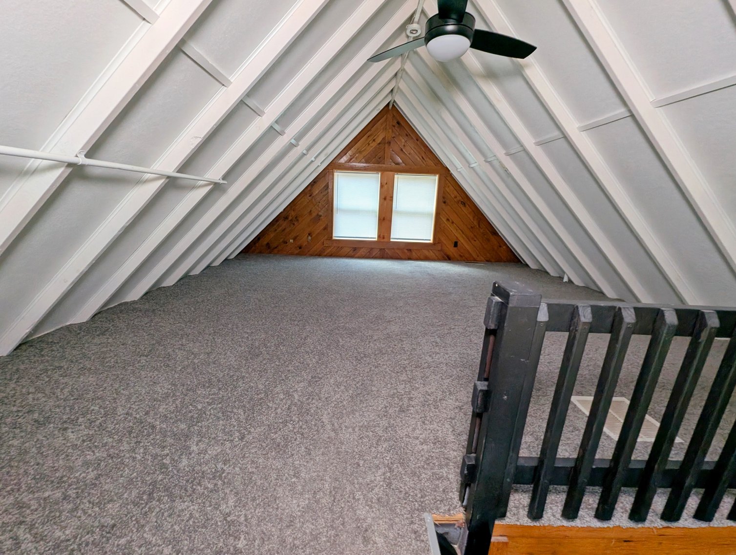 Image for Cabin On 5 Acres Near Broadway VA