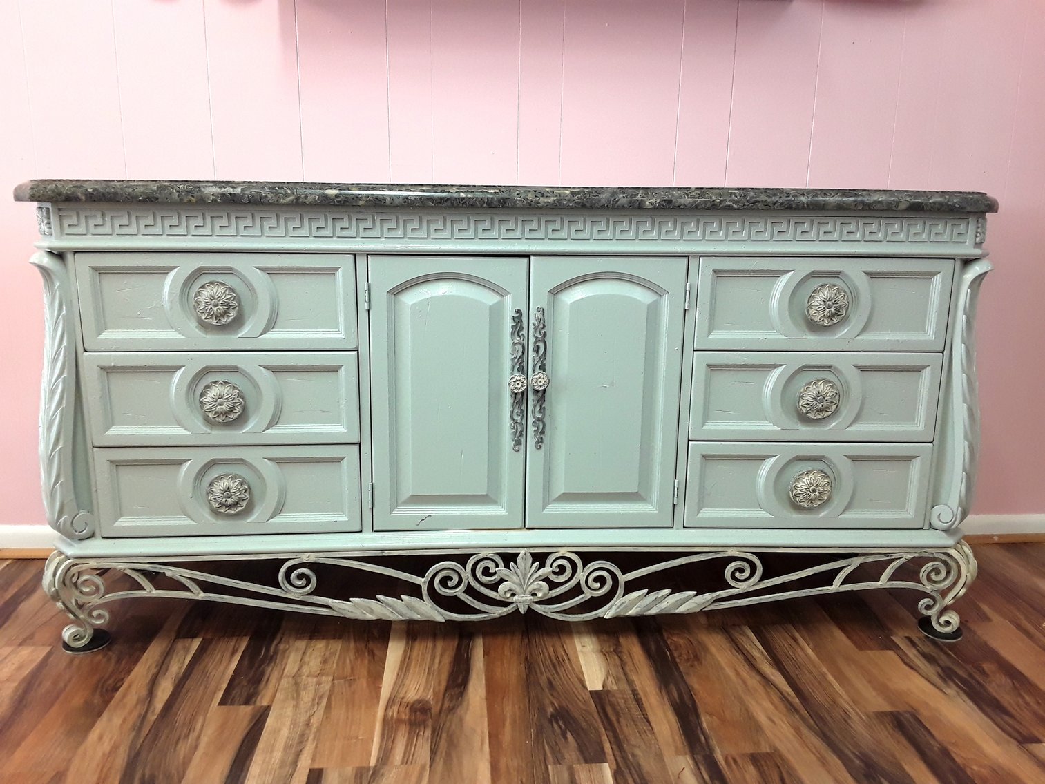 Image for Blue Ridge Florist and Tea Room Business Liquidation