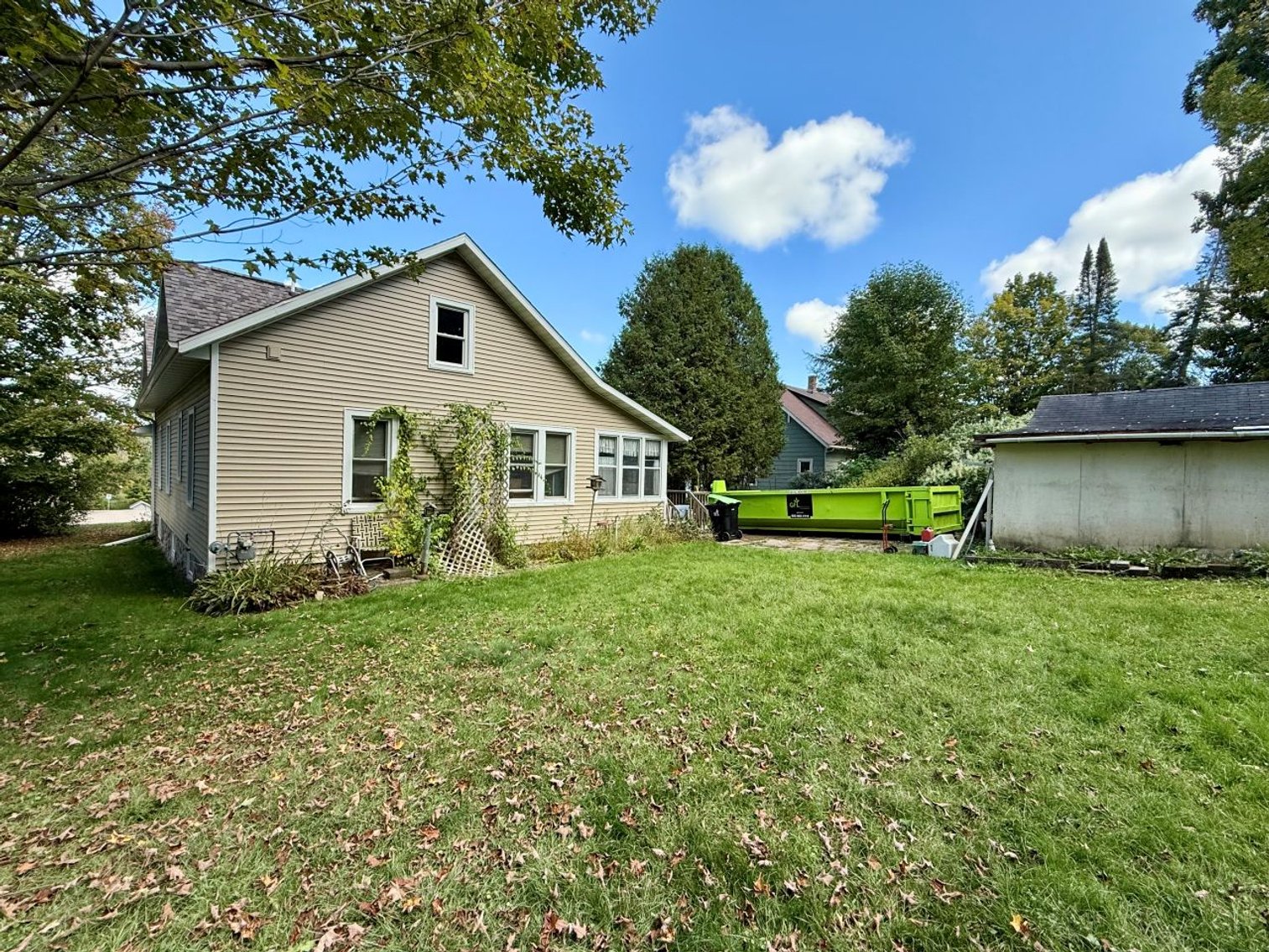 Image for County Rd M Estate Auction