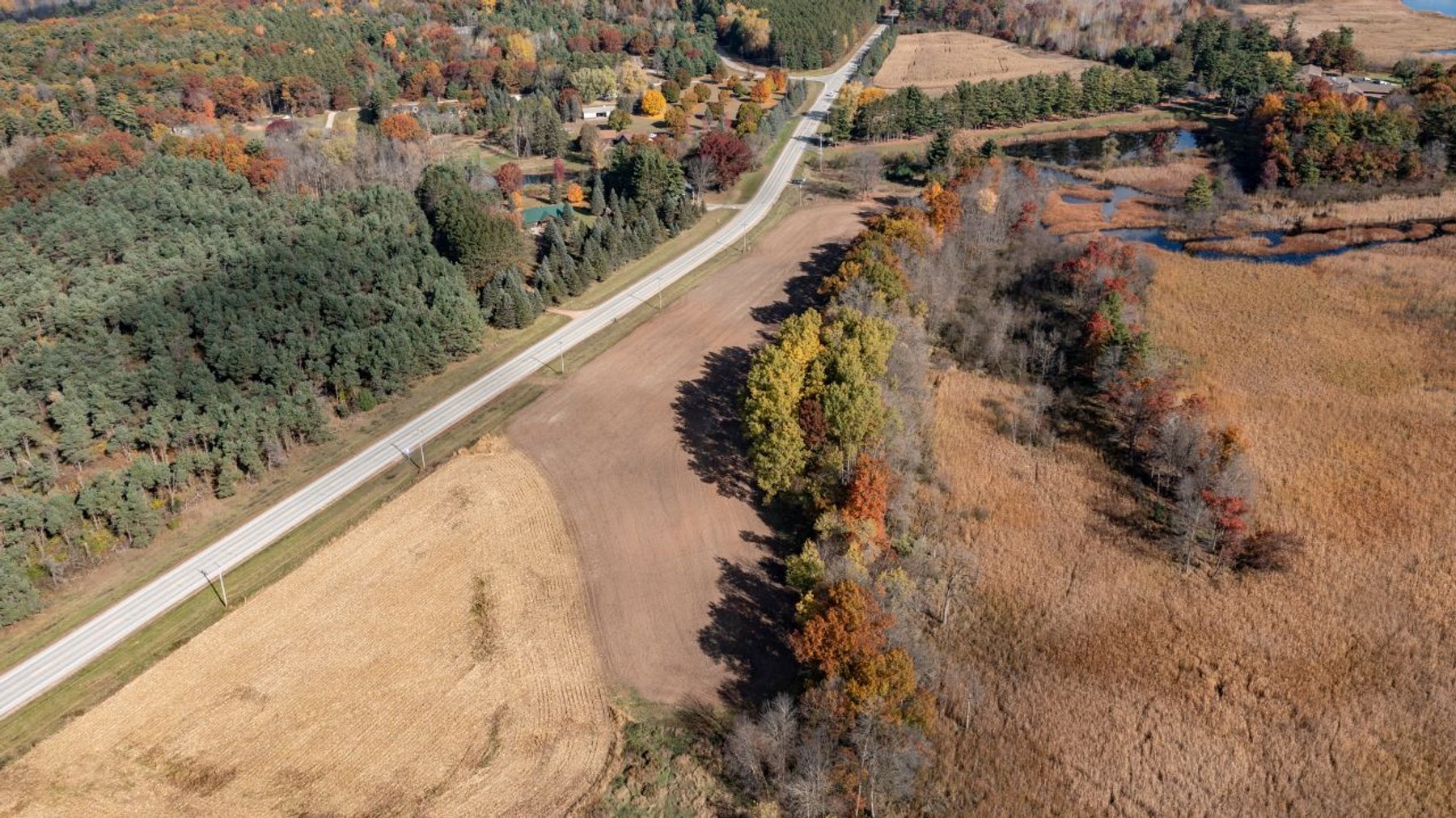 Image for Embarrass Lots Auction