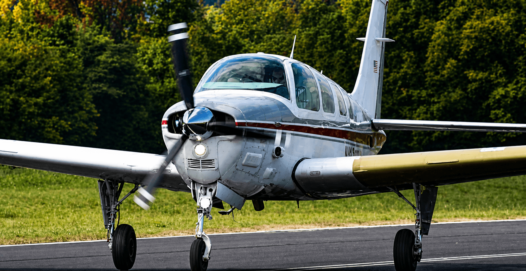 Image for Aviation Home & Hangar – Clinton, Arkansas