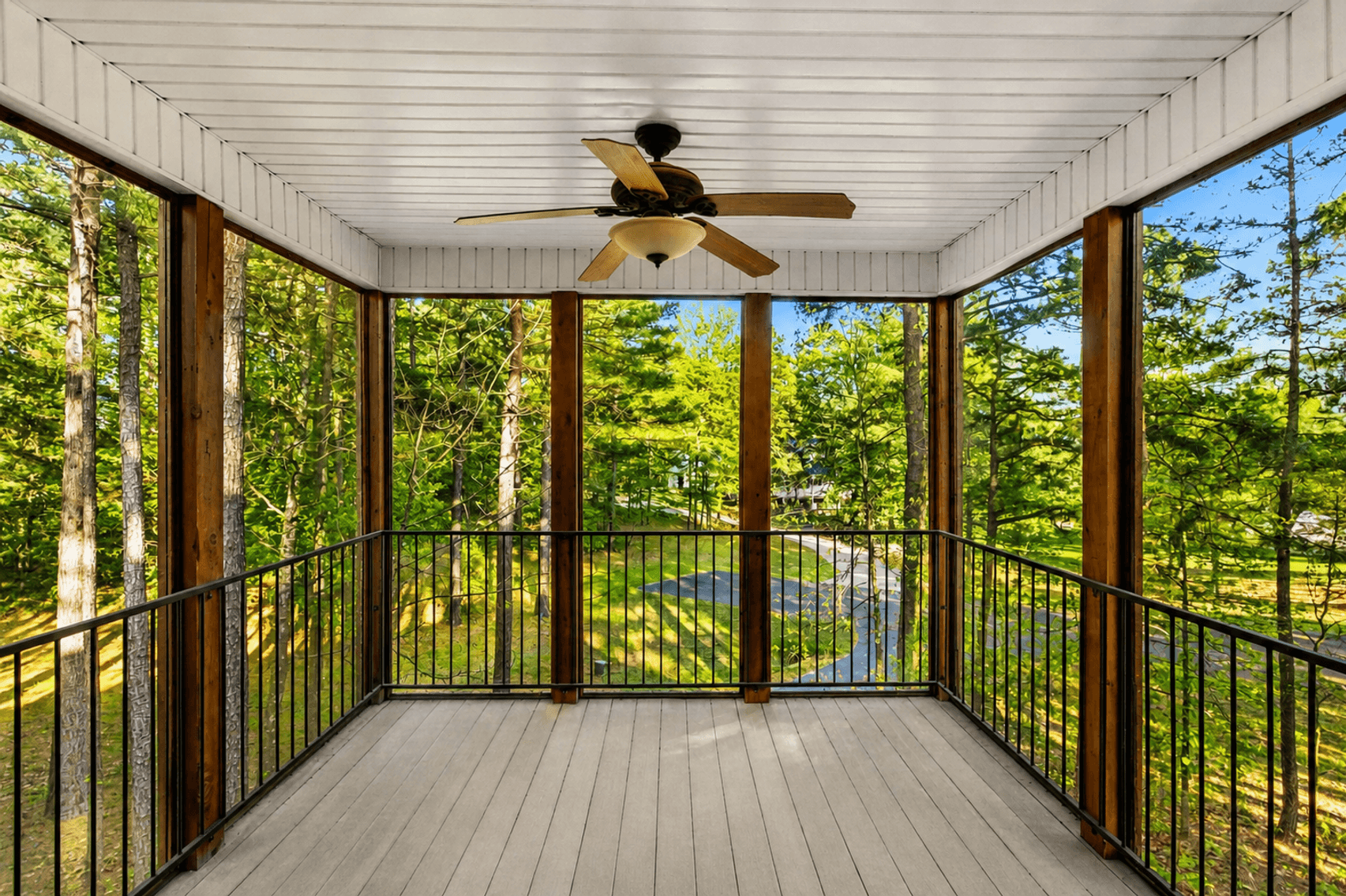 Image for Aviation Home & Hangar – Clinton, Arkansas