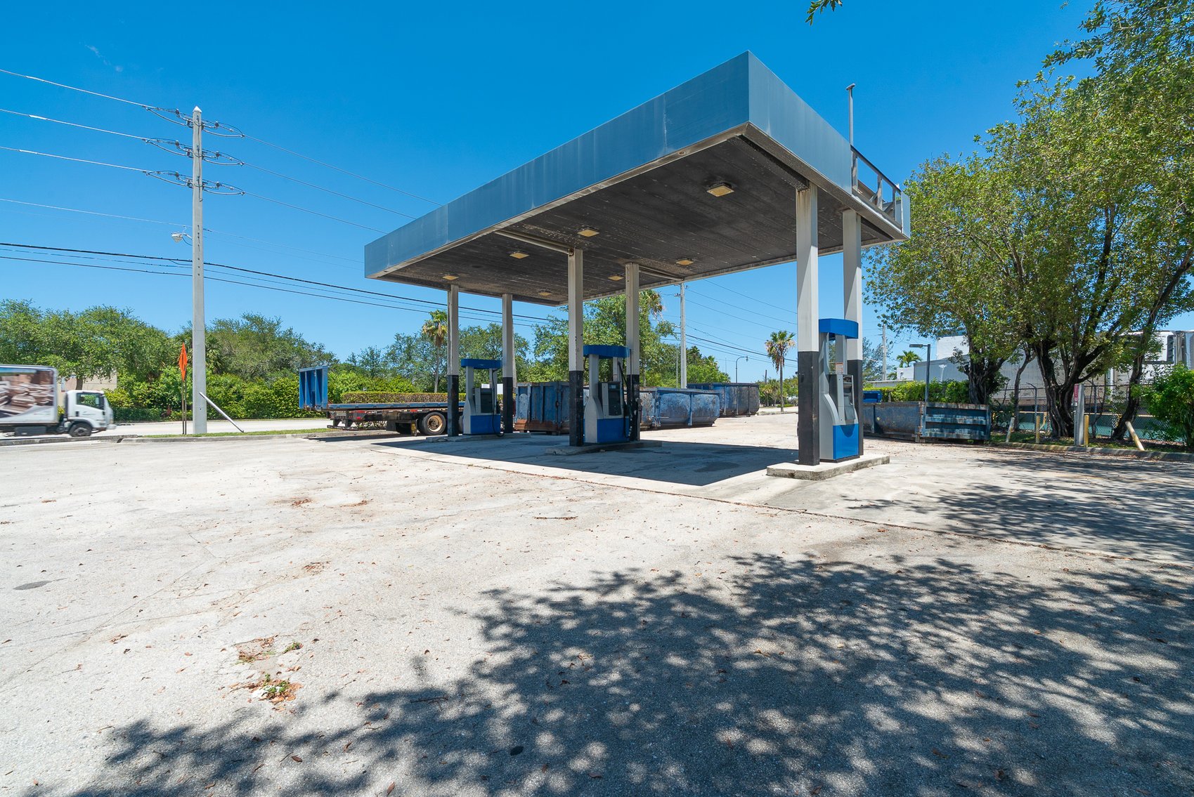 Image for Real Estate Sale - 1.35± Acre Fuel Service Facility with Retail Building and Outdoor Storage