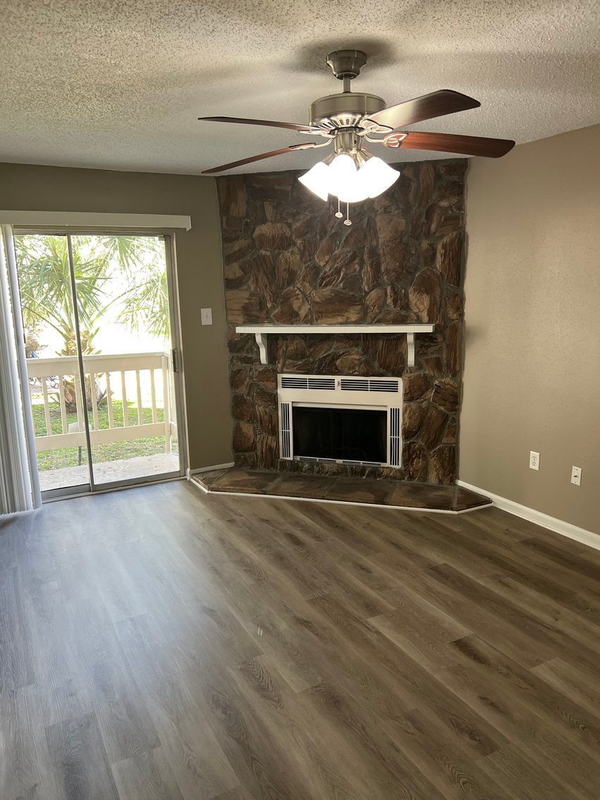 Image for SOLD! $127,600 - Chateau Estates Condo