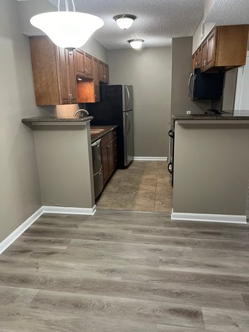 Image for SOLD! $127,600 - Chateau Estates Condo