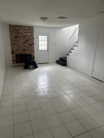 Image for SHORT NOTICE AUCTION-KENNER 4 PLEX-CHATEAU ESTATES NORTH