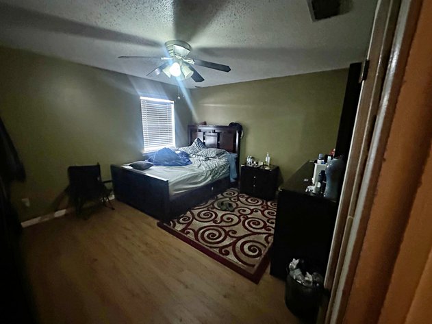 Image for TRI-PLEX KENNER AUCTION GREAT RENTS