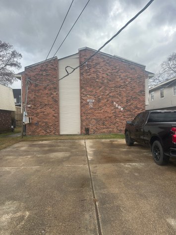 Image for TRI-PLEX KENNER ONLINE AUCTION