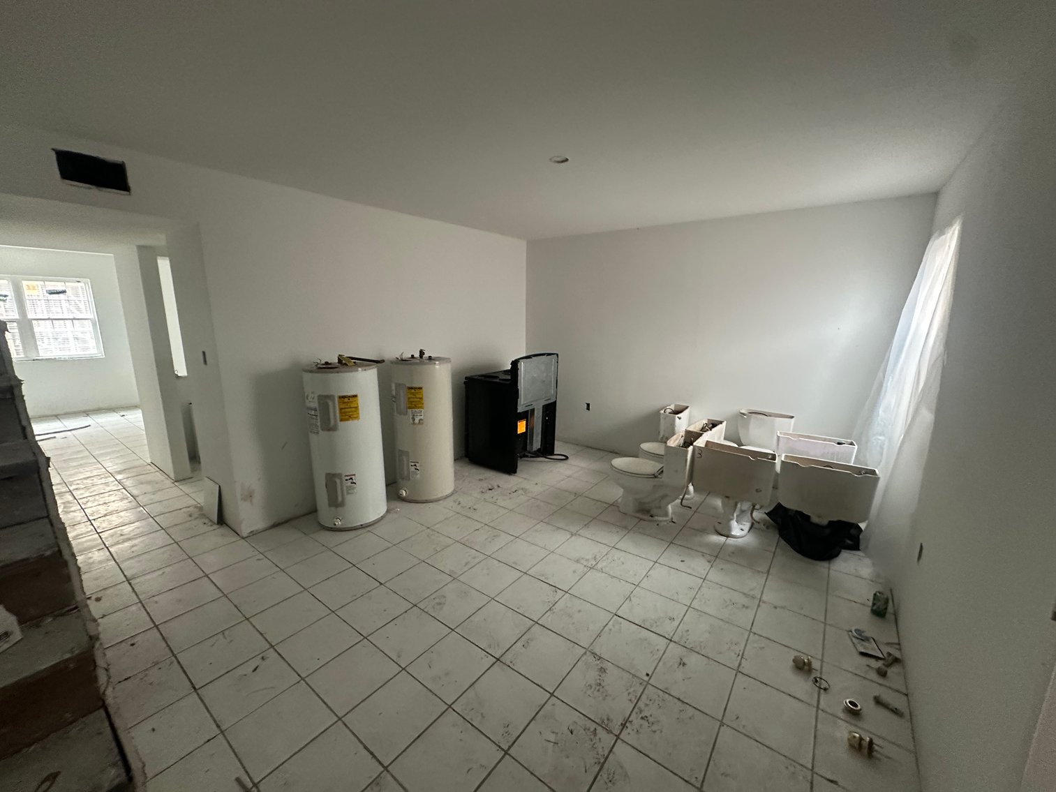 Image for TRI-PLEX KENNER ONLINE AUCTION