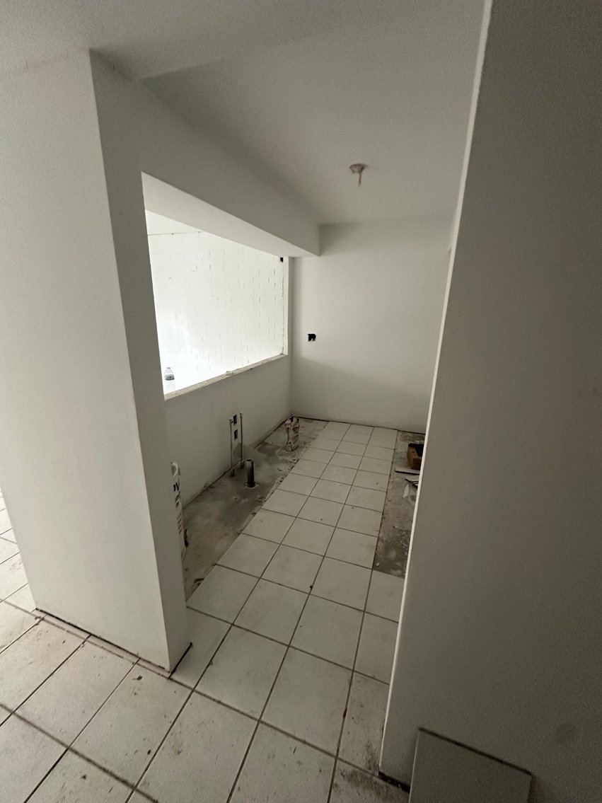 Image for TRI-PLEX KENNER ONLINE AUCTION