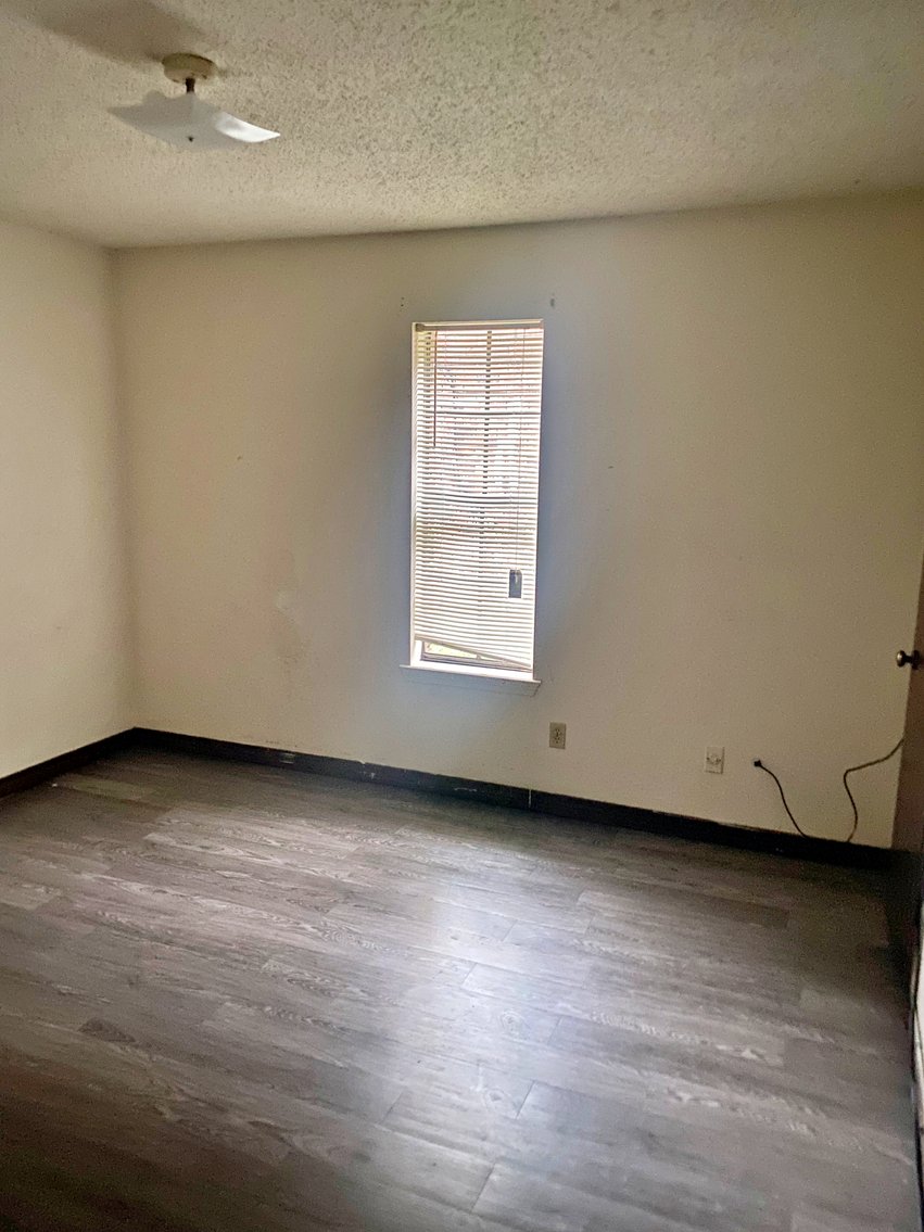 Image for 8 Plex in Laplace - 905 Linda Lane, Laplace, LA 70068