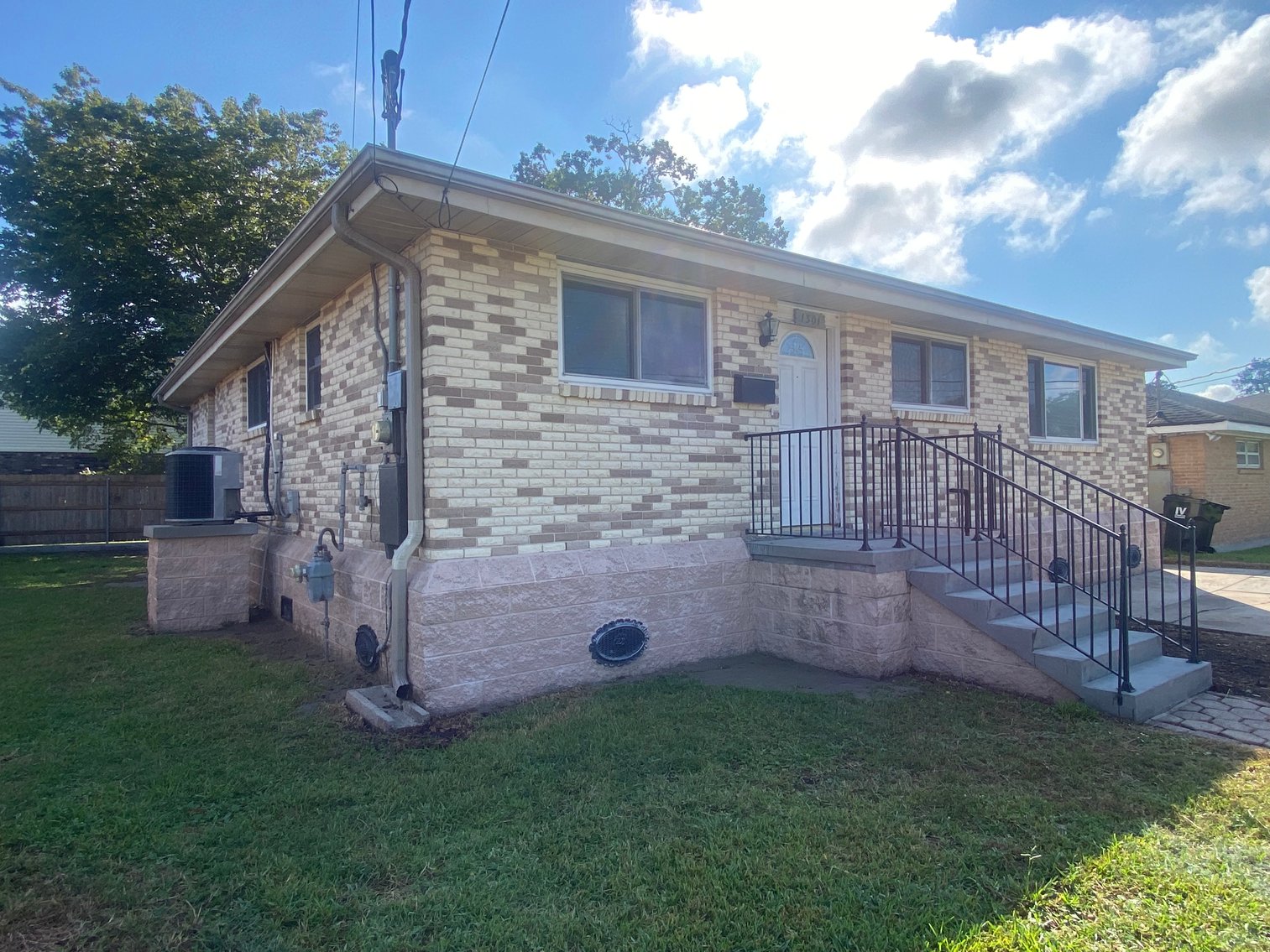 Image for ONLINE AUCTION - Harahan Home