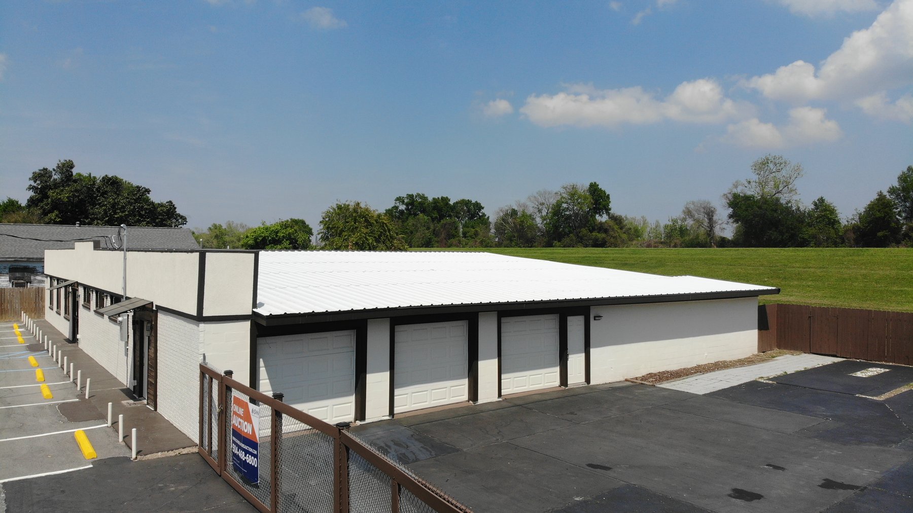Image for AUCTION CANCELED - River Road Commercial