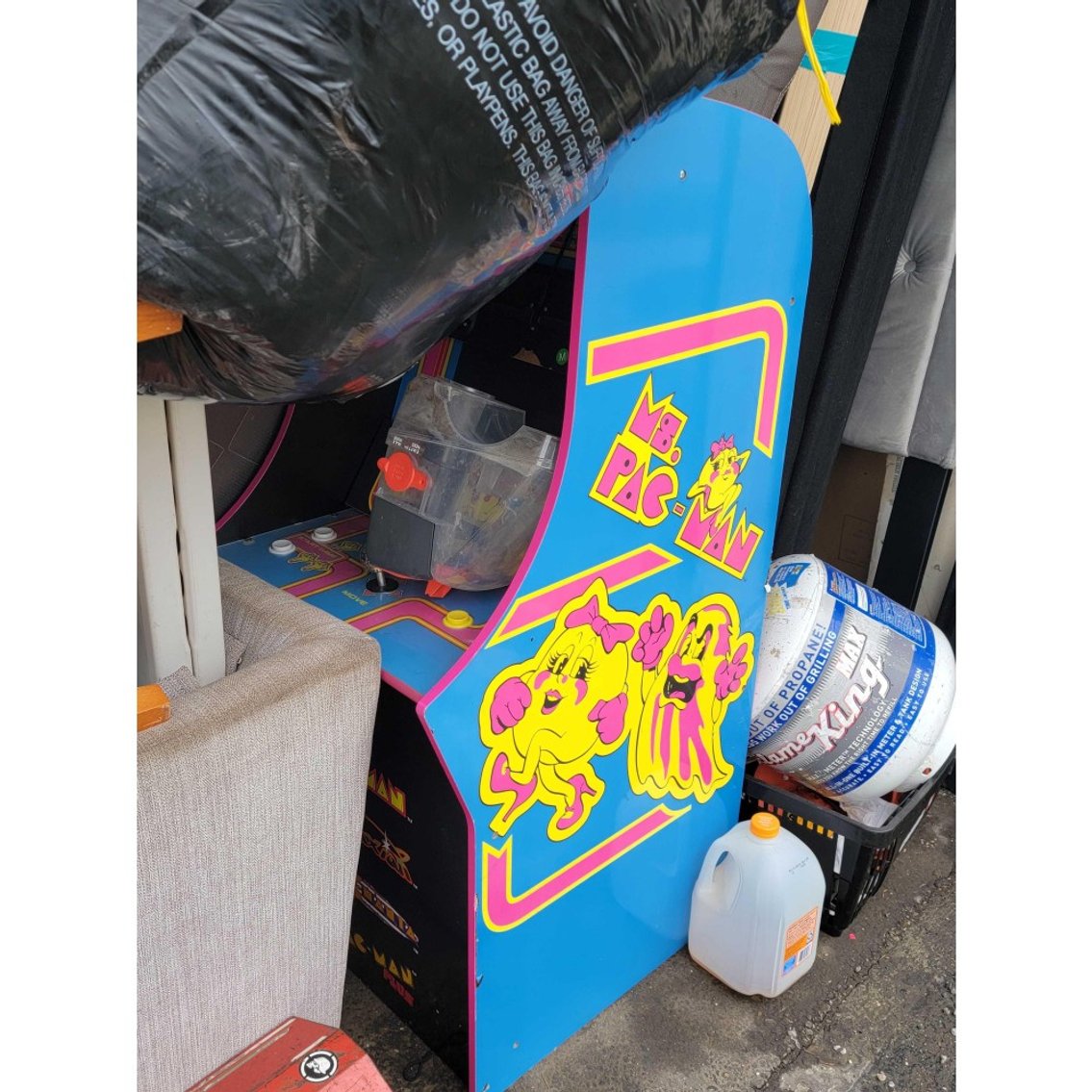 Image for April 2024 Arctic Storage Unit Auction at Midtown
