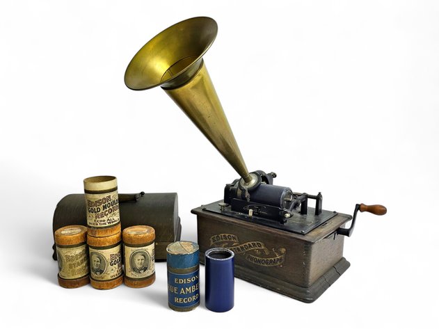 Image for November 2025 Fantastic Finds Auction