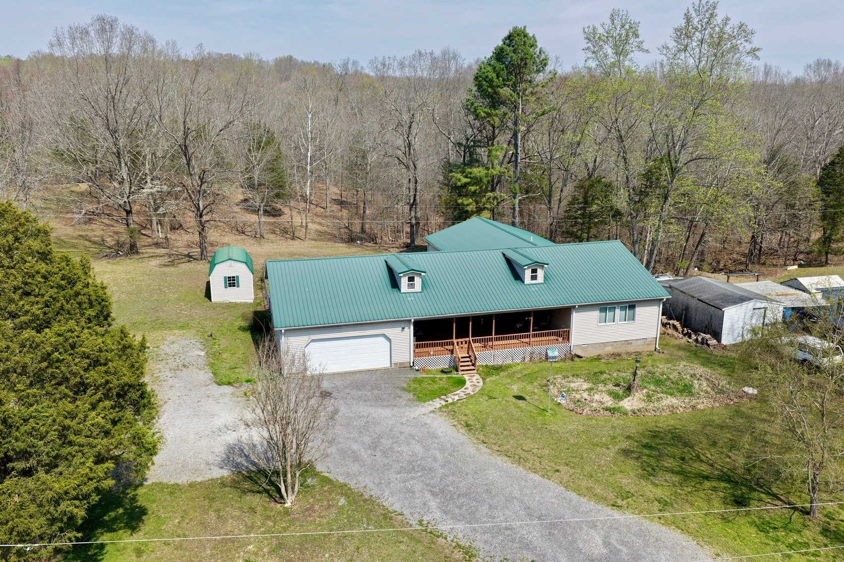 Image for Lake Area Real Estate & Personal Property Auction