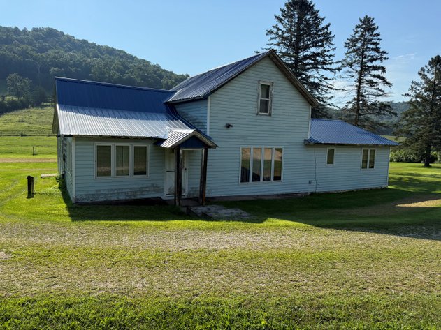 Image for 4-Bedroom Home With Hobby Farm On 20± Acres With Cattle Shed Near Cochrane - Buffalo County, WI