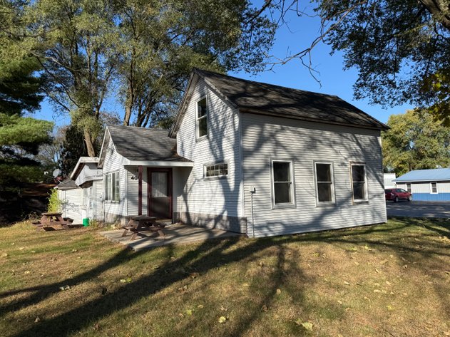 Image for Great Starter Home or Investment Property on a Corner Lot! - Boscobel, WI