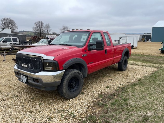 Image for West Central Contractors - 85' JLG Snorkel Lift, Gehl Telehandler, (2) Enclosed Trailers, Semi Trailer, Contract Tools & Misc. - Mondovi, WI