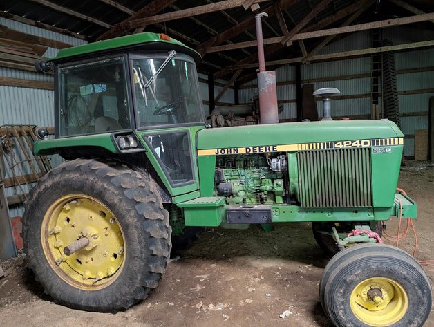 Image for Bichler Auction Services - Robert Heinen Farm Machinery Estate Auction - John Deere 4240, John Deere 4250, Brillion 24' Spring Tooth & More - Random Lake, WI