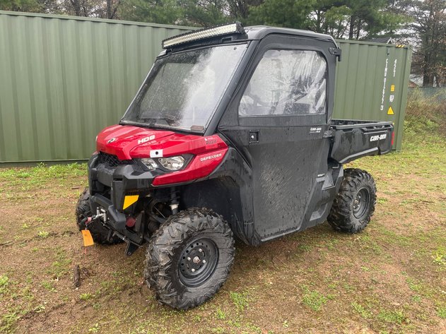 Image for WI Department of Revenue - 2018 Can Am Defender, 2019 Impact Trailer & Load Trail Trailer - Kronenwetter, WI