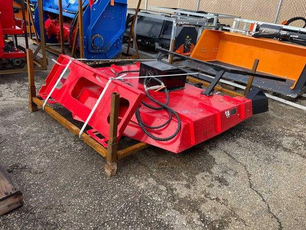 Image for 3 of 5 May 2026 Outdoor Items - Neenah, WI