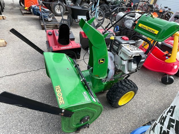Image for 3 of 5 May 2026 Outdoor Items - Neenah, WI