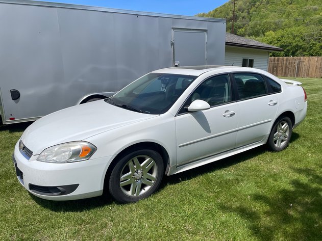 Image for Sam & Kathy Speltz Estate - 2012 Ford Fusion, 2022 Cross 20' Enclosed Trailer, Milling Equipment & Misc. Household Antiques - Cochrane, WI