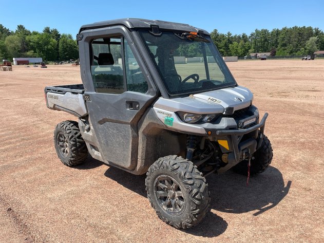 Image for WI Department of Revenue - 2019 Can-Am Defender & Contents - Kronenwetter, WI