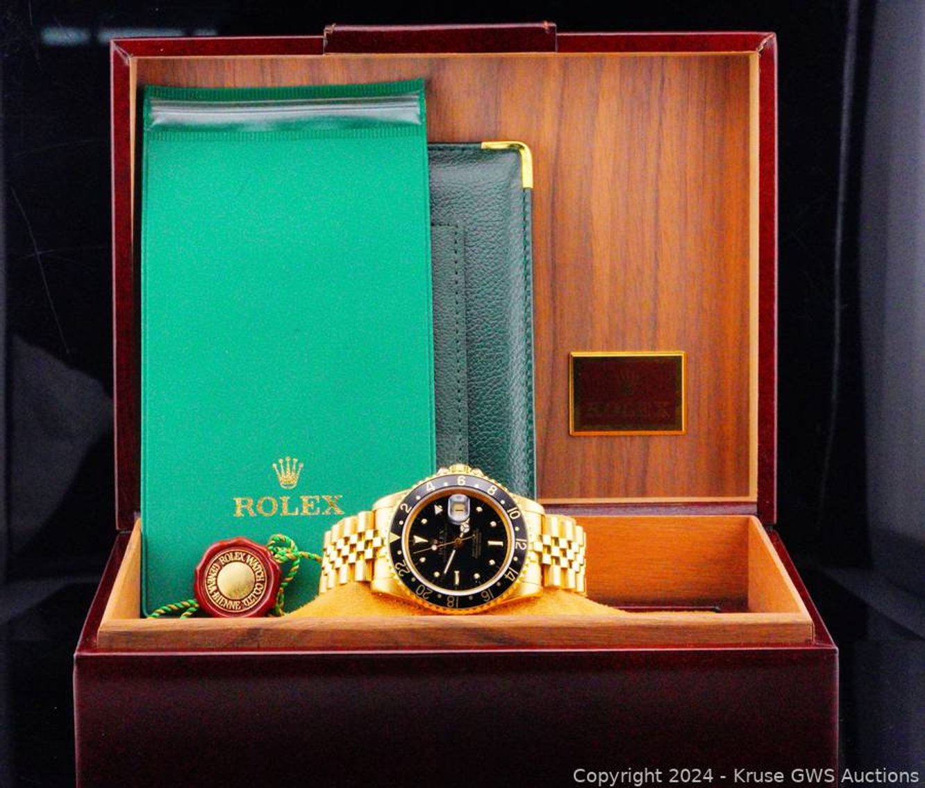 Image for Fine Art, Designer Jewelry, Timepieces, Handbags and Accessories