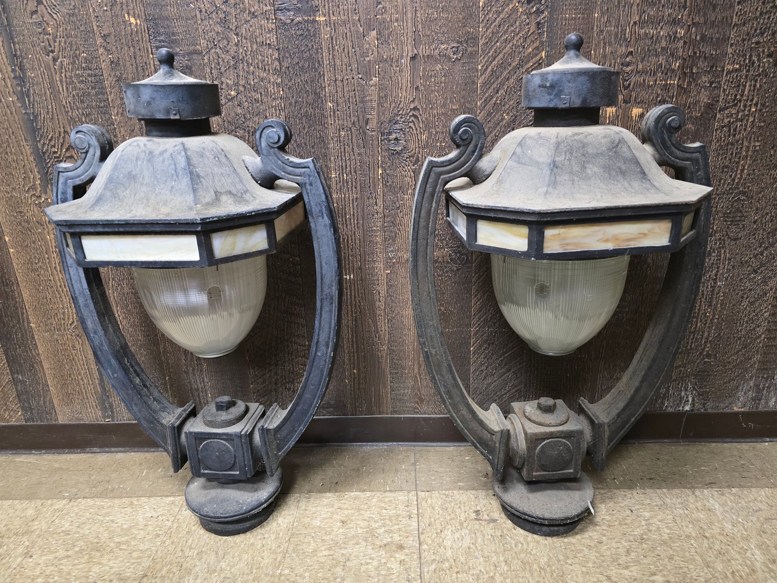 Image for 250206 Antiques, Advertising, Coins & More