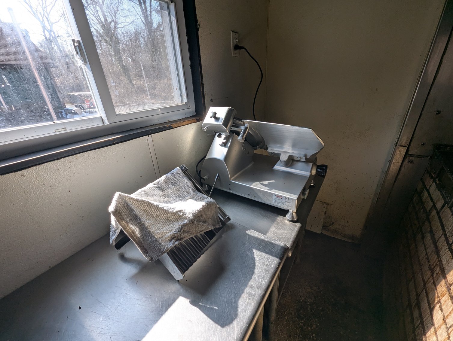 Image for TURN KEY SALE WHITE MARSH BAR & RESTAURANT KNOWN AS 