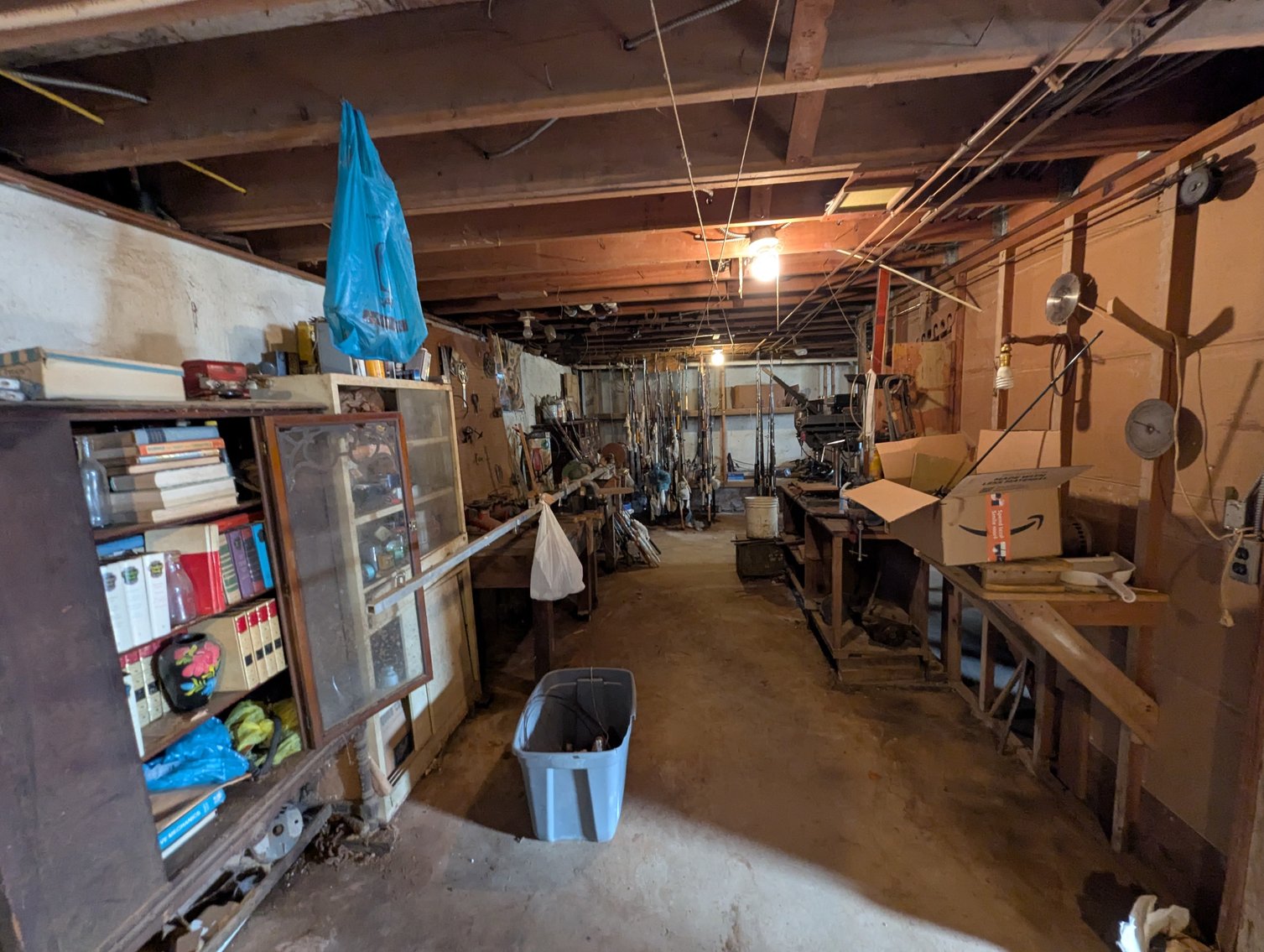Image for 3 ADJOINING WATERFRONT PARCELS ~ 3BR HOME/ 2 PIERS/ 1.59 +/- TOTAL ACRES/ FISHING GEAR, COLLECTIBLES, HOUSEHOLD ITEMS, & TOOLS