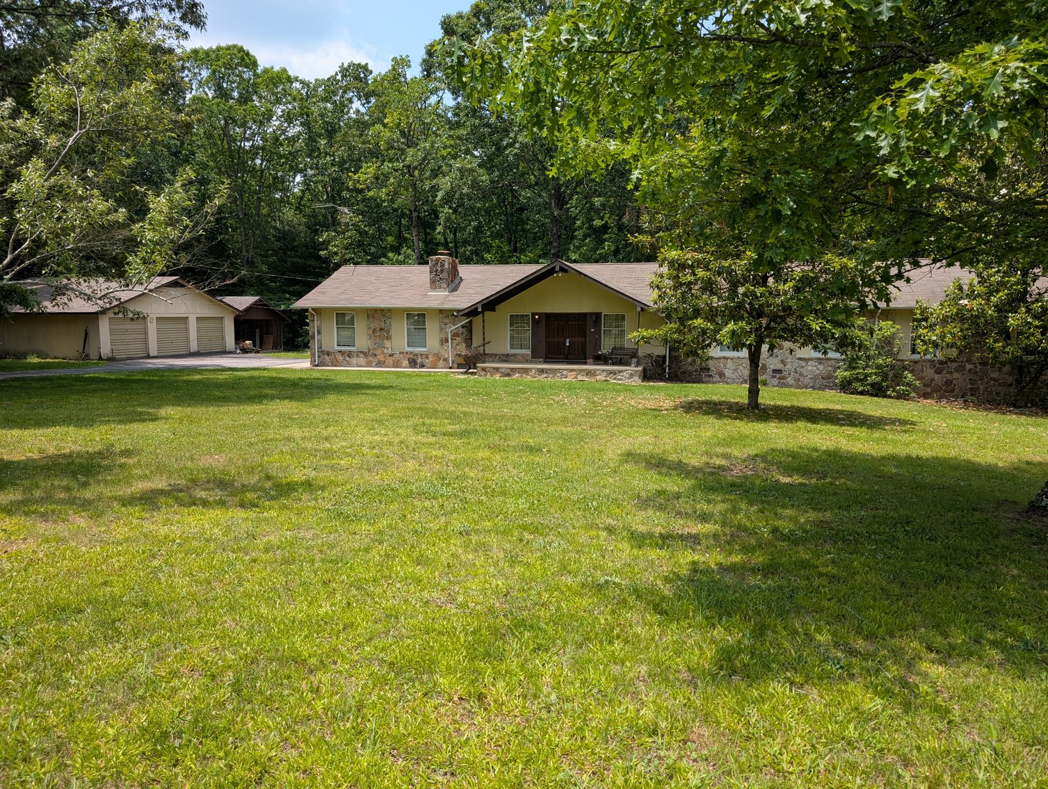 Image for Real Estate & Personal Property - 2152 Oak Drive, Crossville, TN
