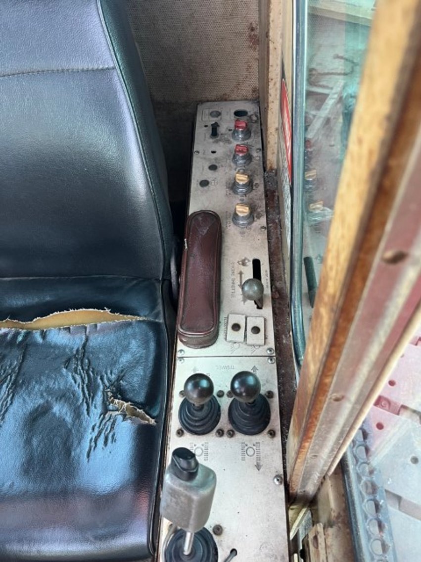 Image for MANITOWOC M80W Crawler Lattice Boom Crane - Norfolk VA