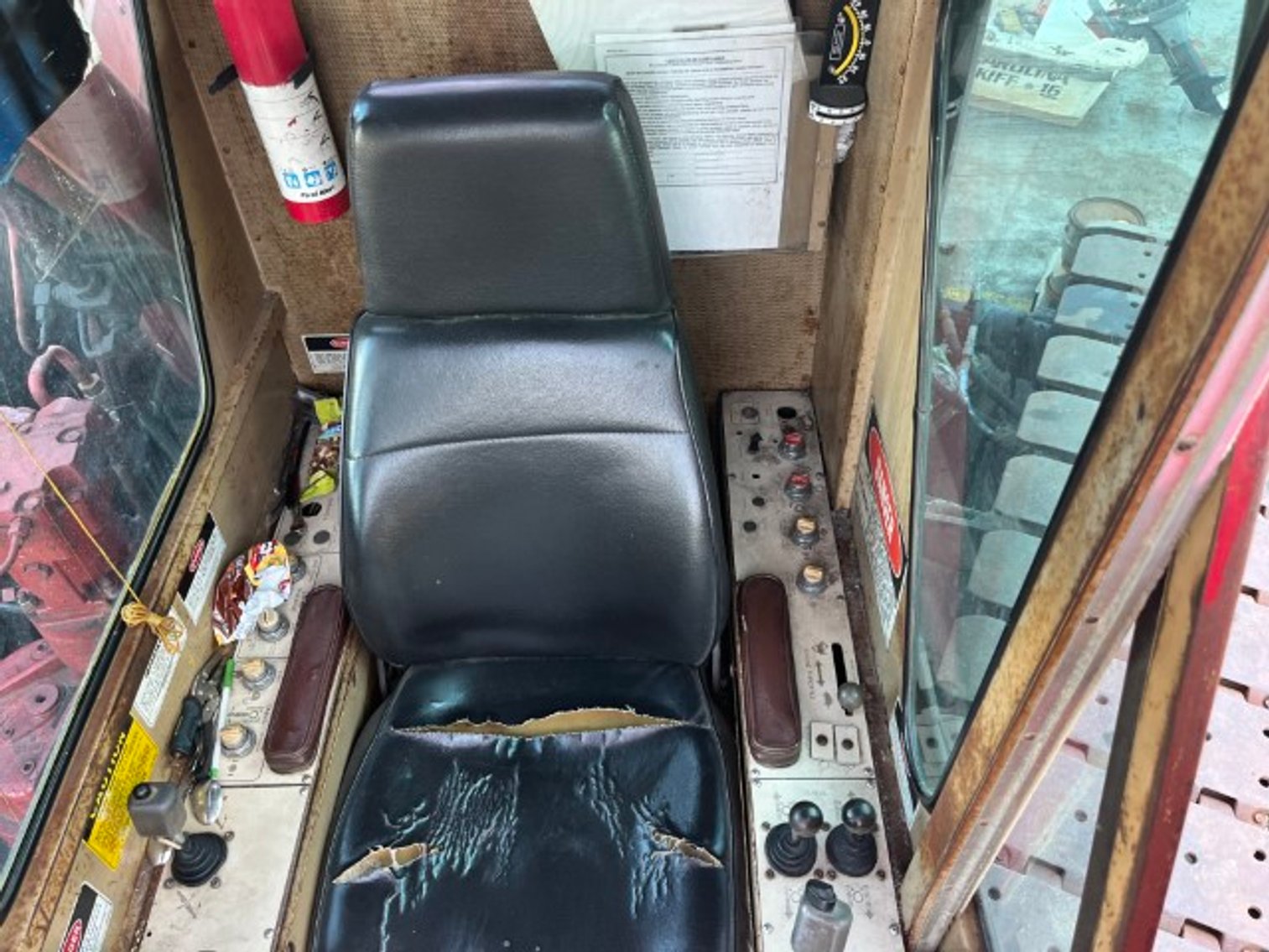 Image for MANITOWOC M80W Crawler Lattice Boom Crane - Norfolk VA