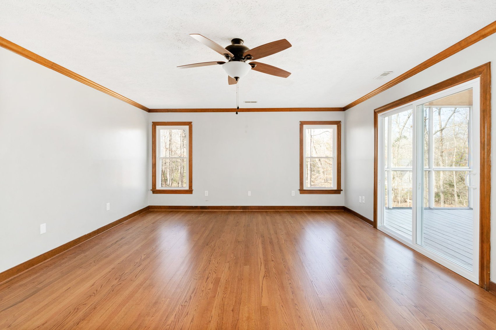 Image for Historic Pine Slash Estate - 10-Acre Colonial with Lake Frontage & Civil War Features - Former Patrick Henry Land!