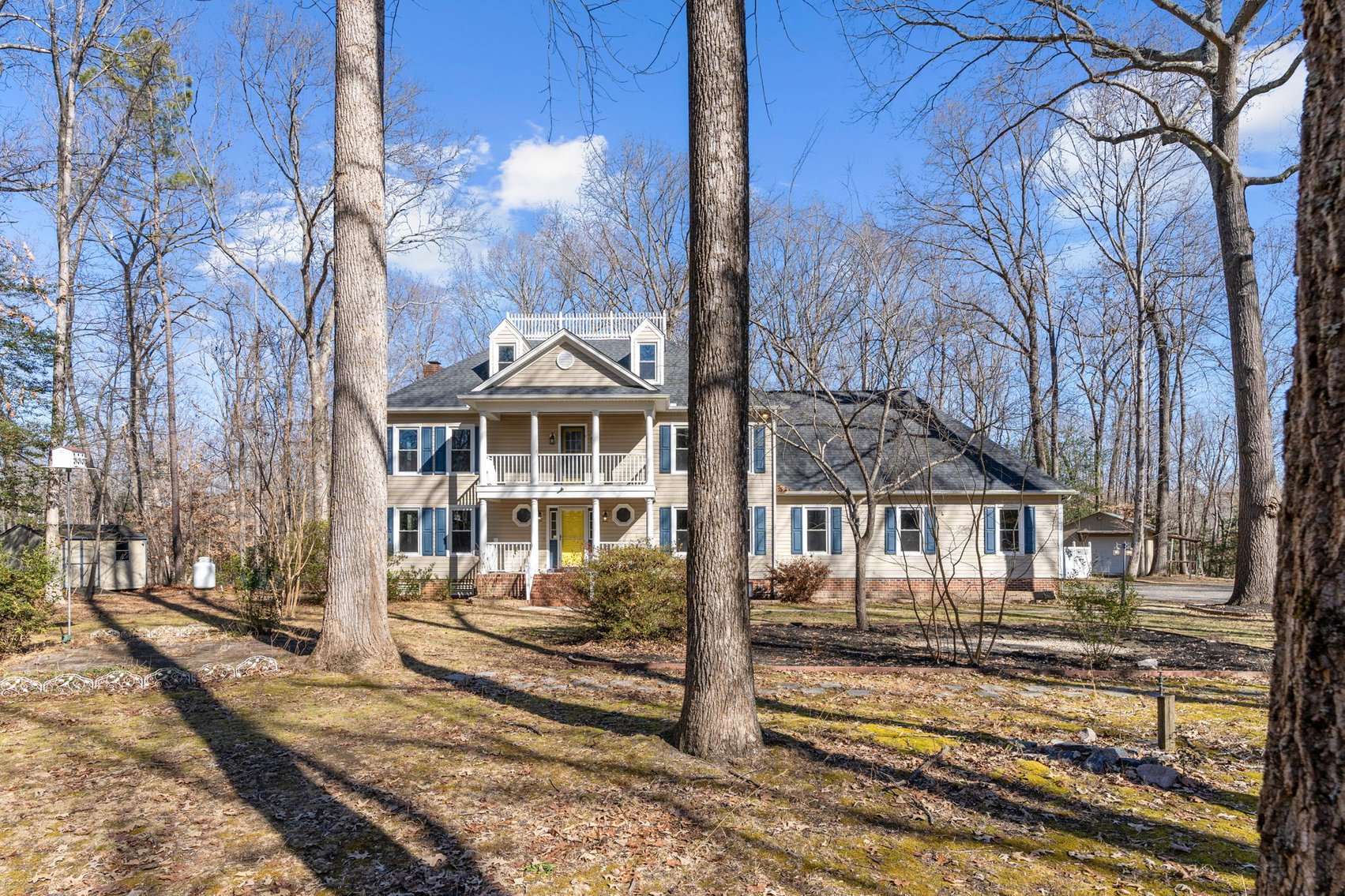 Image for Historic Pine Slash Estate - 10-Acre Colonial with Lake Frontage & Civil War Features - Former Patrick Henry Land!