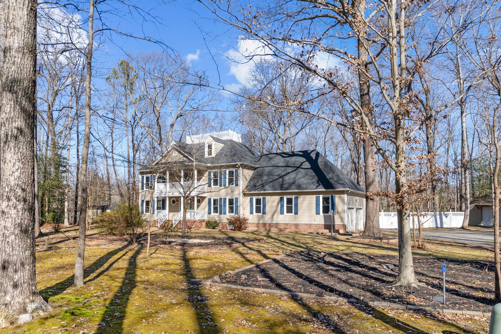 Image for Historic Pine Slash Estate - 10-Acre Colonial with Lake Frontage & Civil War Features - Former Patrick Henry Land!