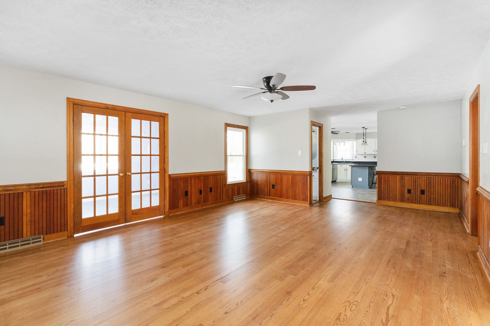 Image for Historic Pine Slash Estate - 10-Acre Colonial with Lake Frontage & Civil War Features - Former Patrick Henry Land!