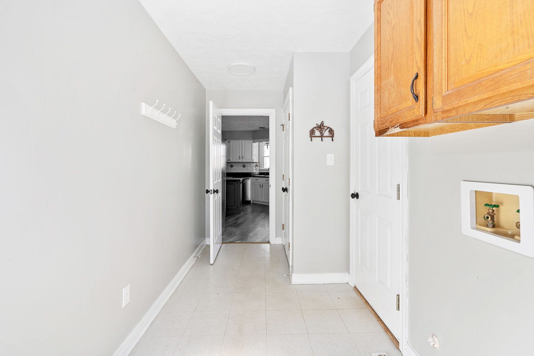 Image for Historic Pine Slash Estate - 10-Acre Colonial with Lake Frontage & Civil War Features - Former Patrick Henry Land!