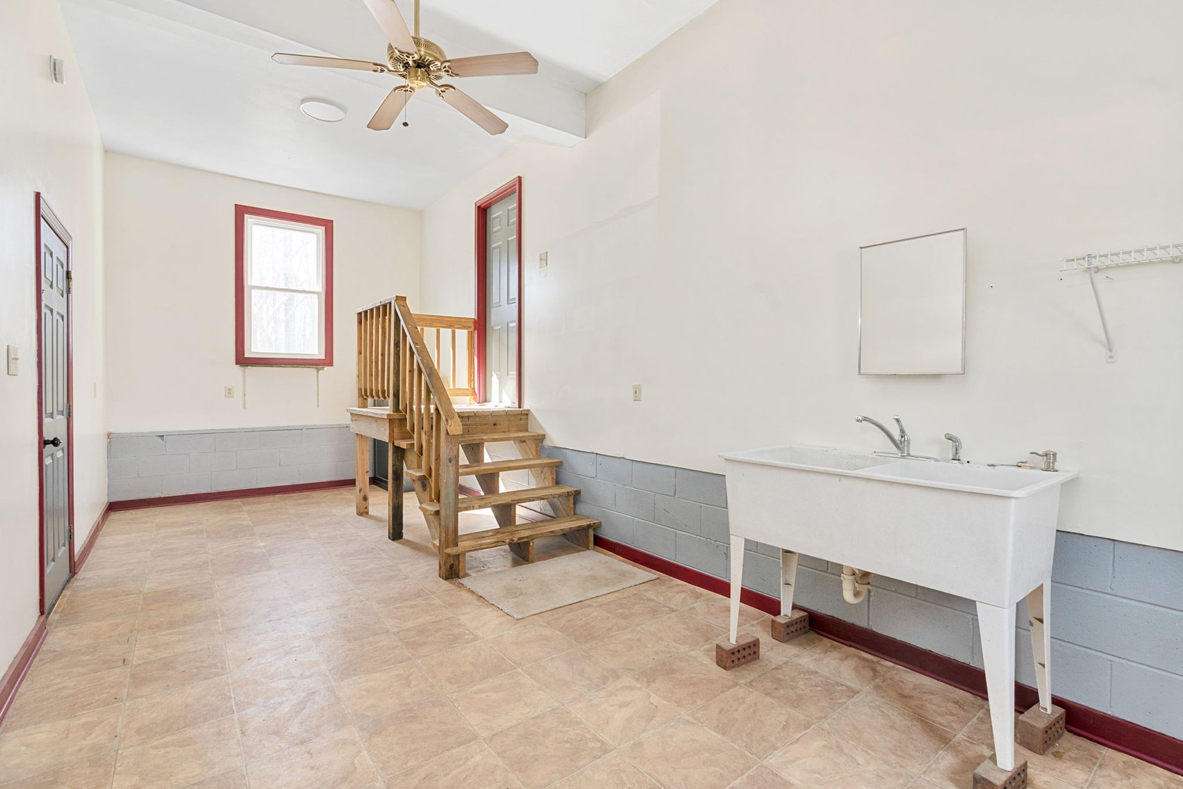 Image for Historic Pine Slash Estate - 10-Acre Colonial with Lake Frontage & Civil War Features - Former Patrick Henry Land!