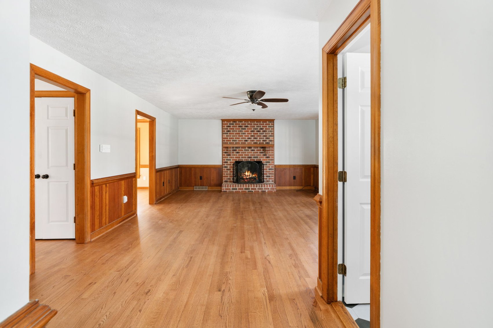 Image for Historic Pine Slash Estate - 10-Acre Colonial with Lake Frontage & Civil War Features - Former Patrick Henry Land!