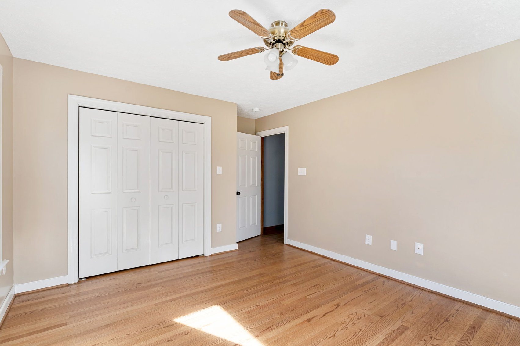 Image for Historic Pine Slash Estate - 10-Acre Colonial with Lake Frontage & Civil War Features - Former Patrick Henry Land!