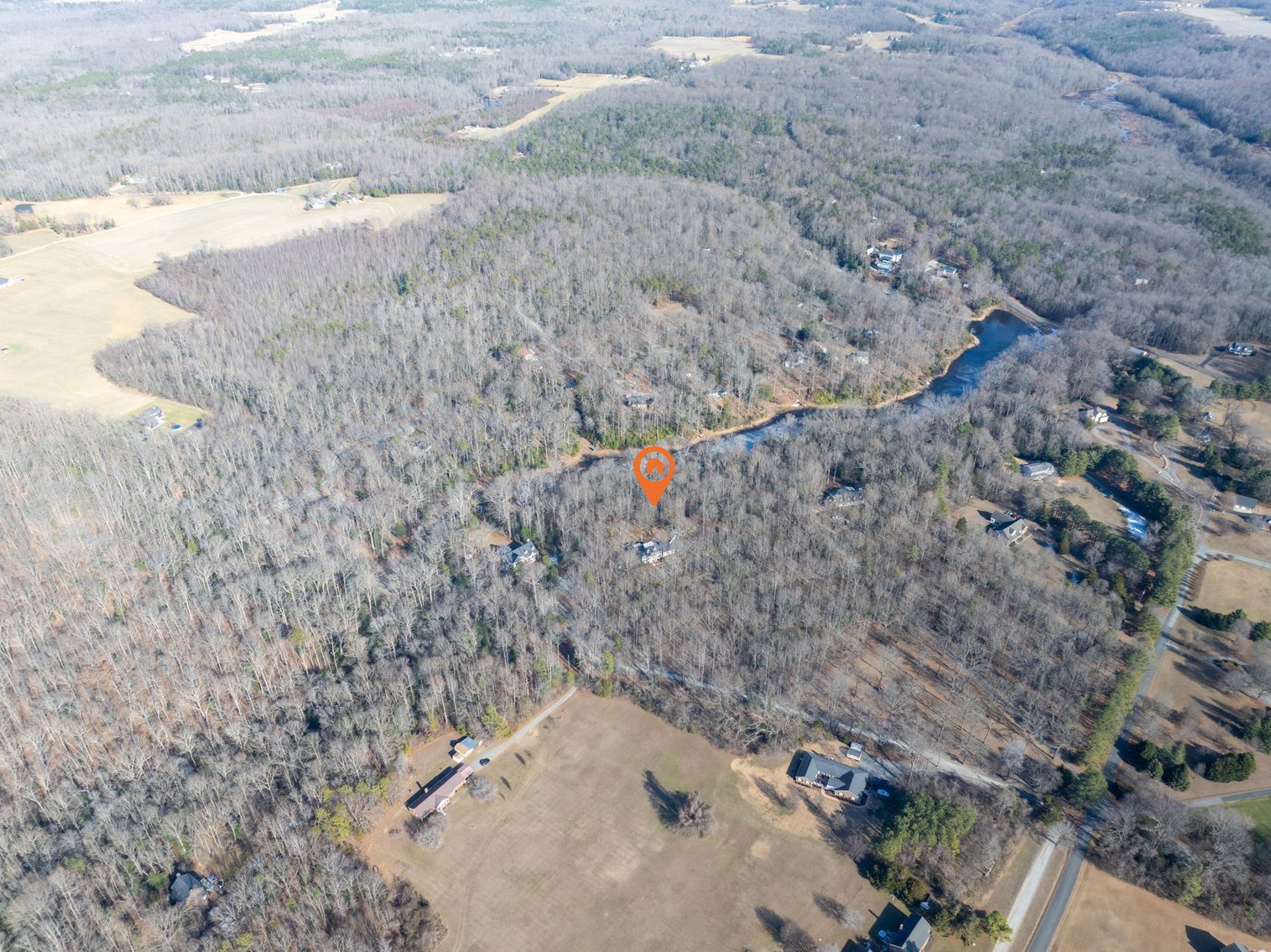 Image for Historic Pine Slash Estate - 10-Acre Colonial with Lake Frontage & Civil War Features - Former Patrick Henry Land!