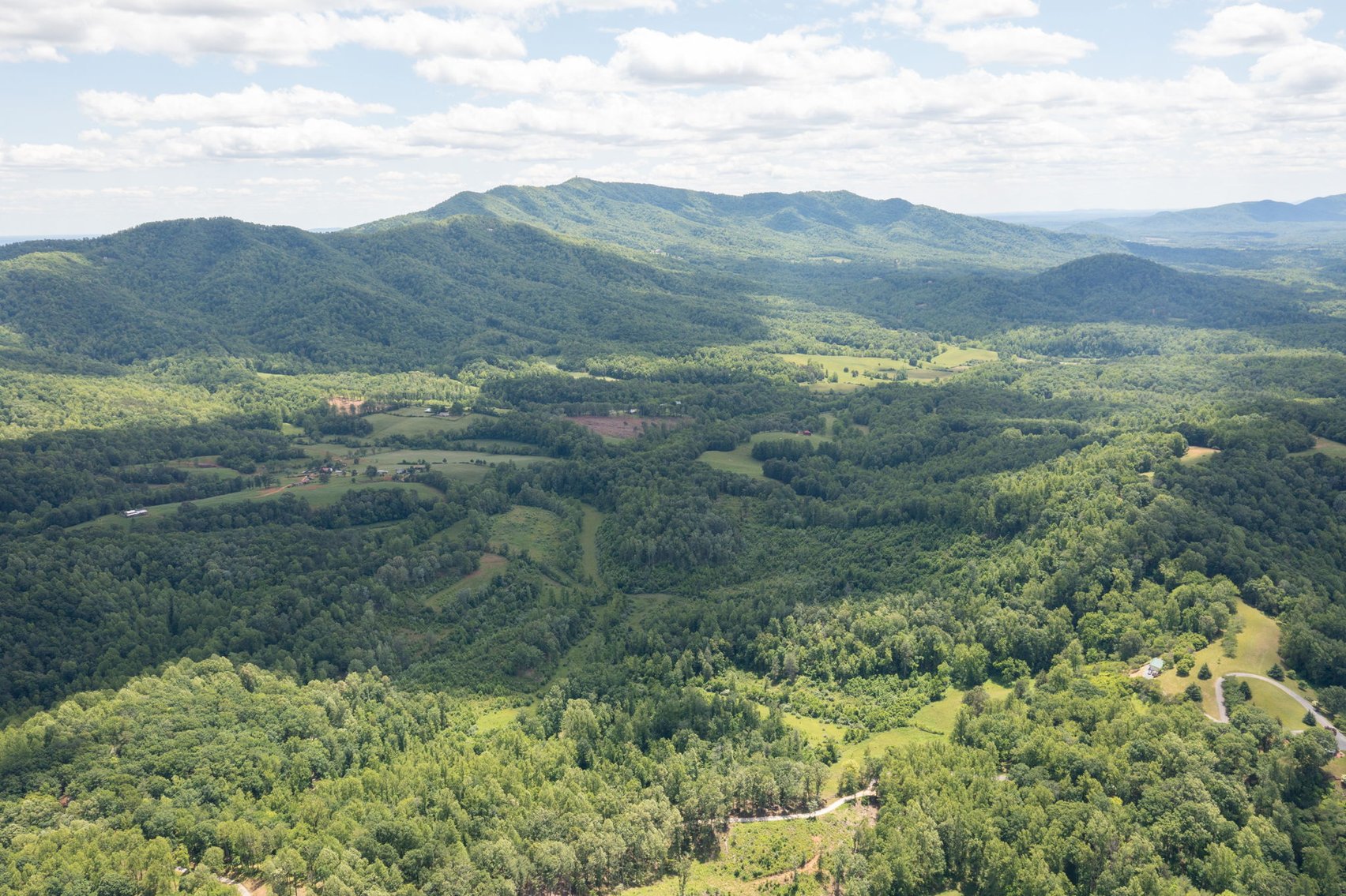 Image for BREATHTAKING MOUNTAIN VIEWS: Blue Ridge Estate Auction - 158-Acre Farm & Building Lot - Amherst, VA