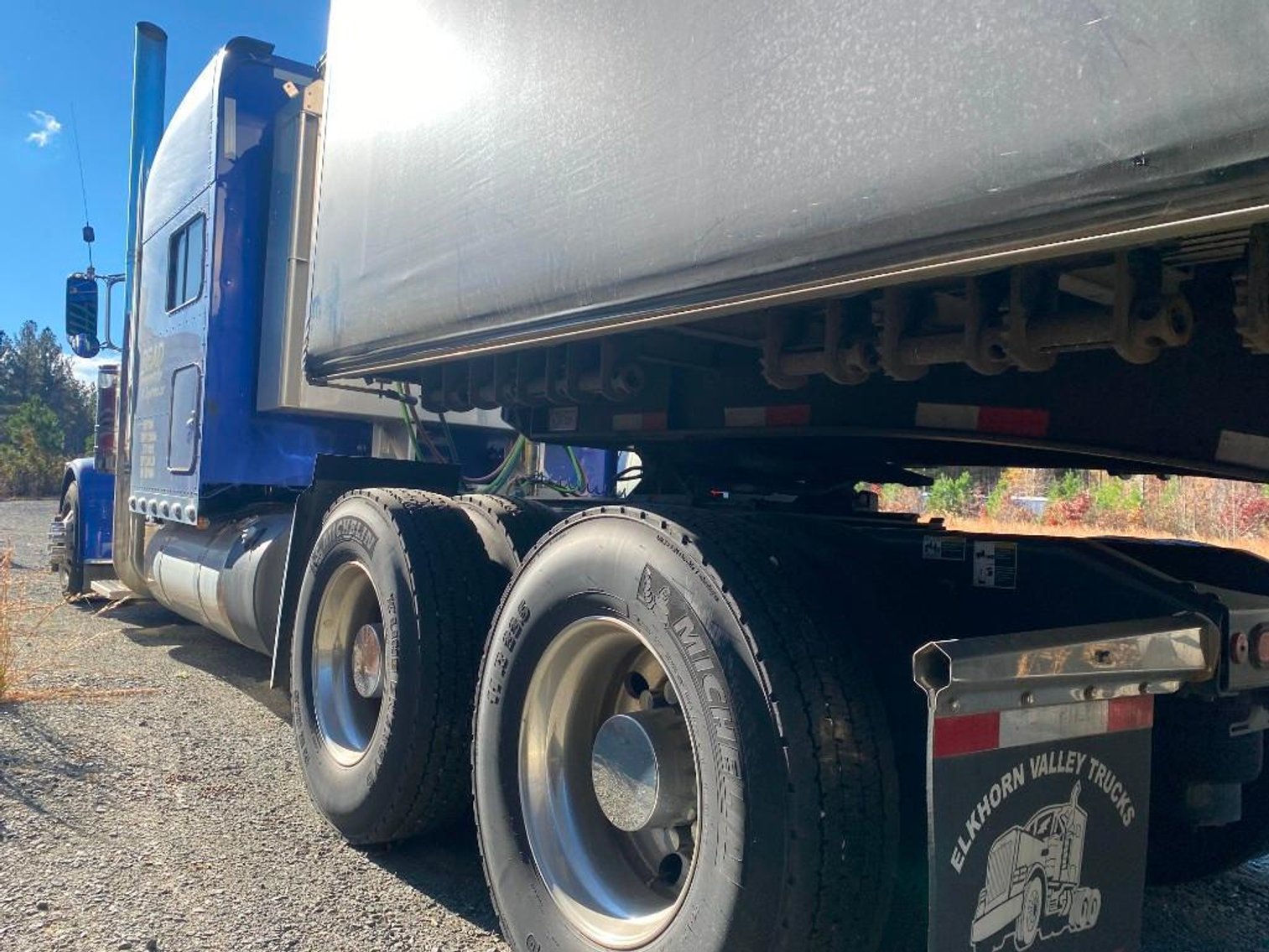 Image for Bankruptcy Court Ordered: 2022 Peterbilt 389 Sleeper Cab Road Tractor