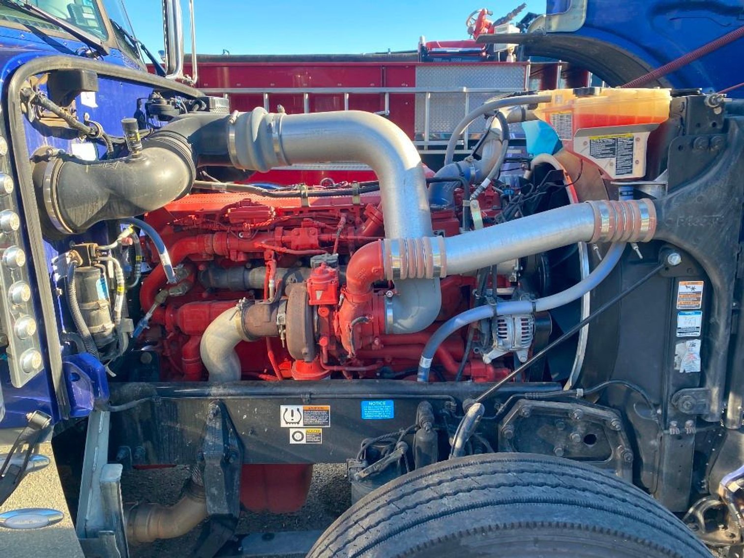 Image for Bankruptcy Court Ordered: 2022 Peterbilt 389 Sleeper Cab Road Tractor