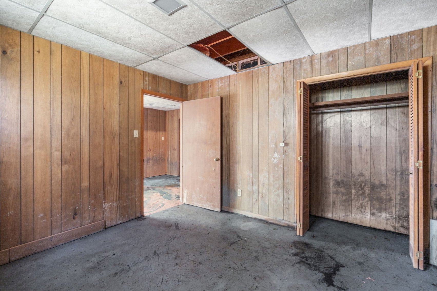 Image for Multi Choice Real Estate Auction - 3-Bedroom Country Ranch on 1 Acre & 3.05 AC Lot with POND, Bumpass VA -  3490 Willow Brook Rd