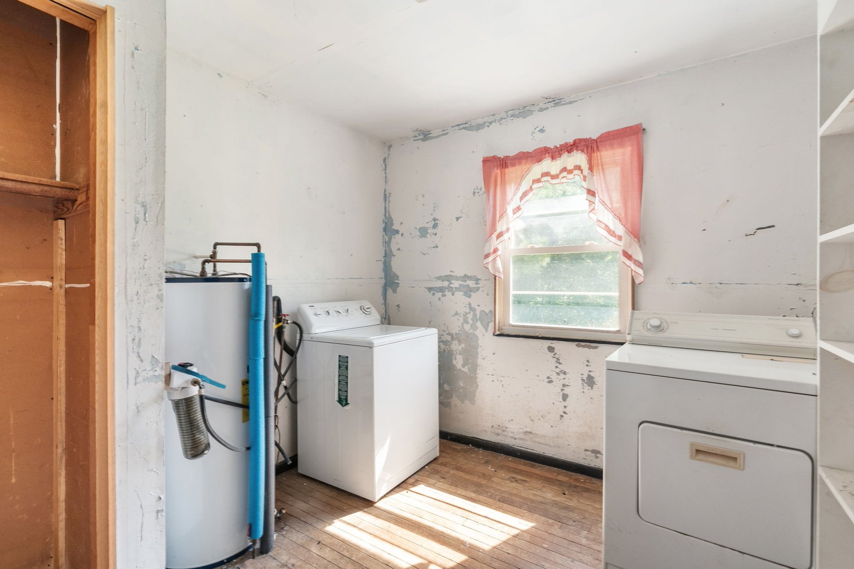 Image for Multi Choice Real Estate Auction - 3-Bedroom Country Ranch on 1 Acre & 3.05 AC Lot with POND, Bumpass VA -  3490 Willow Brook Rd